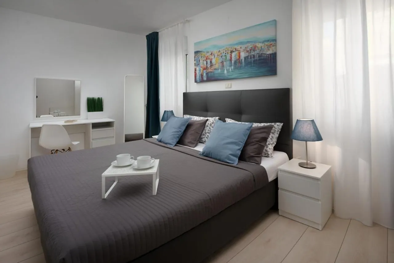 Apartments Antons 2 Pola