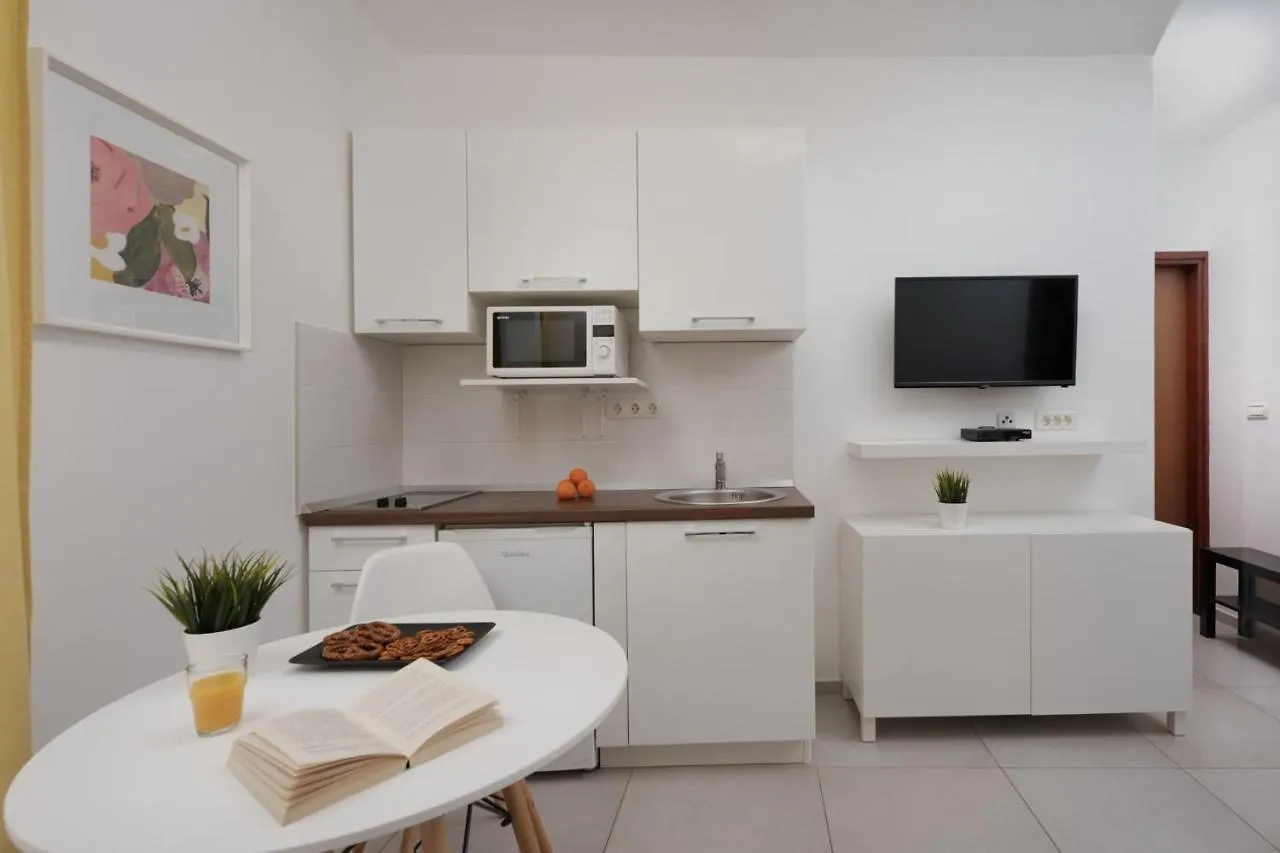 Apartments Antons 2 Pula