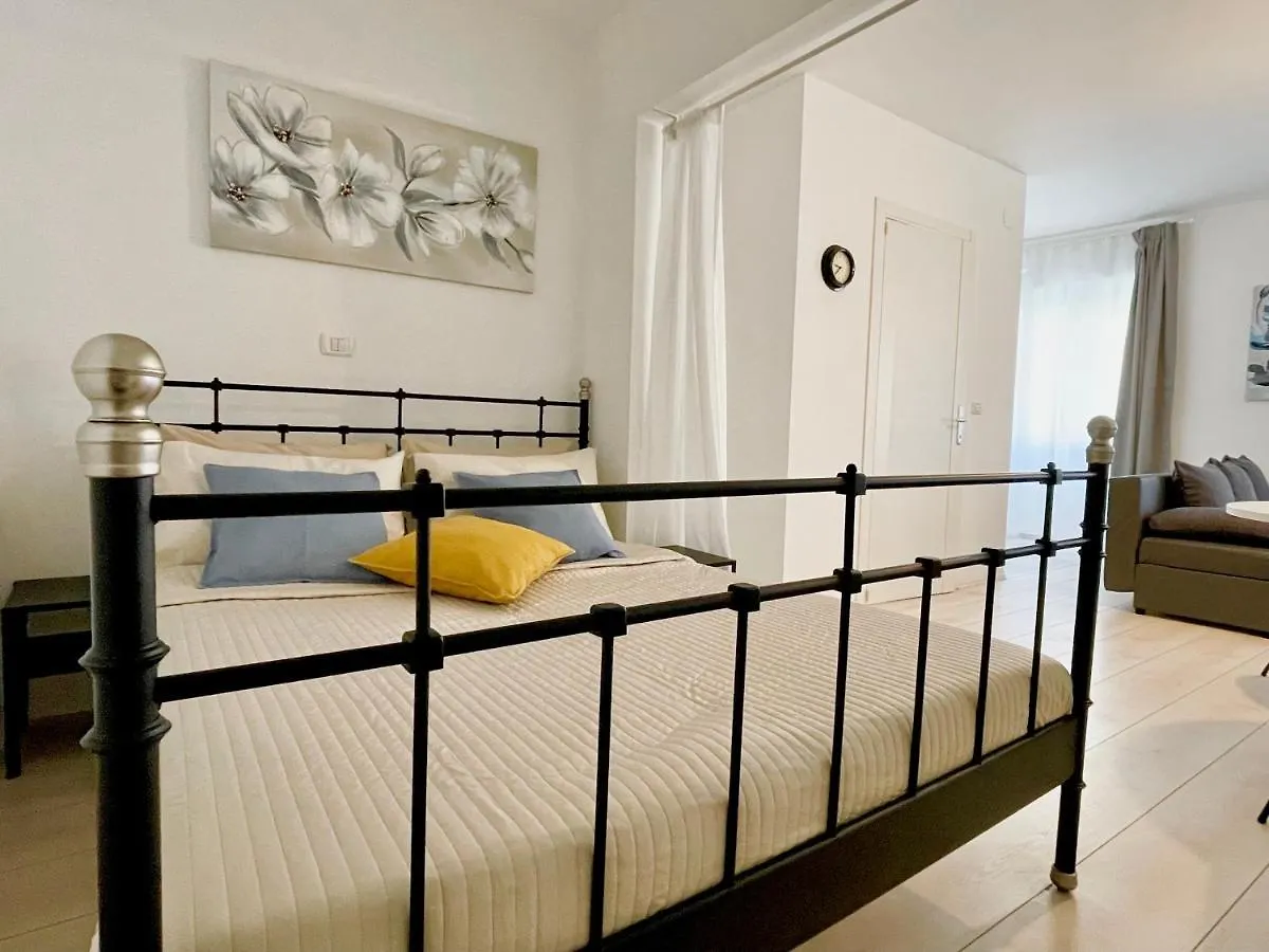 Apartments Antons 2 Pola