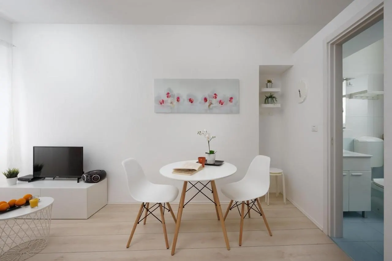 Apartments Antons 2 Pula